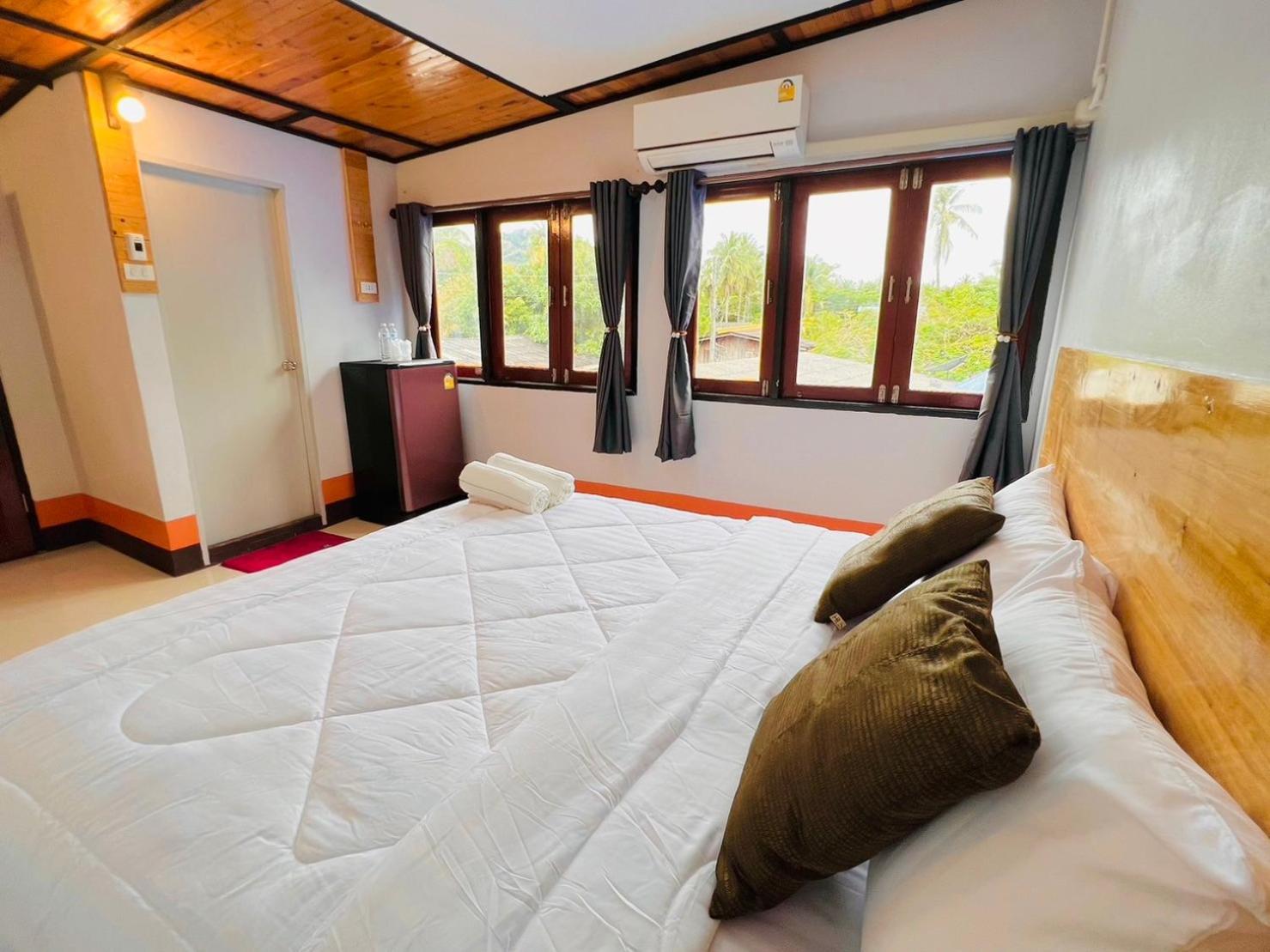 Mookboonchu Guesthouse ,Kohmook Trang Ко-Мук Екстер'єр фото